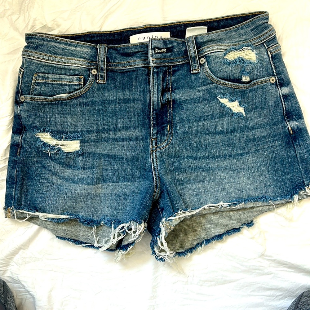 Eunina distressed and frayed edged jeans shorts
